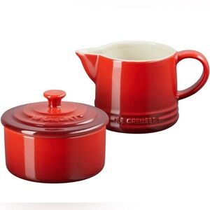 Le Creuset Stoneware Signature Cream & Sugar Set in Cerise Red NIB